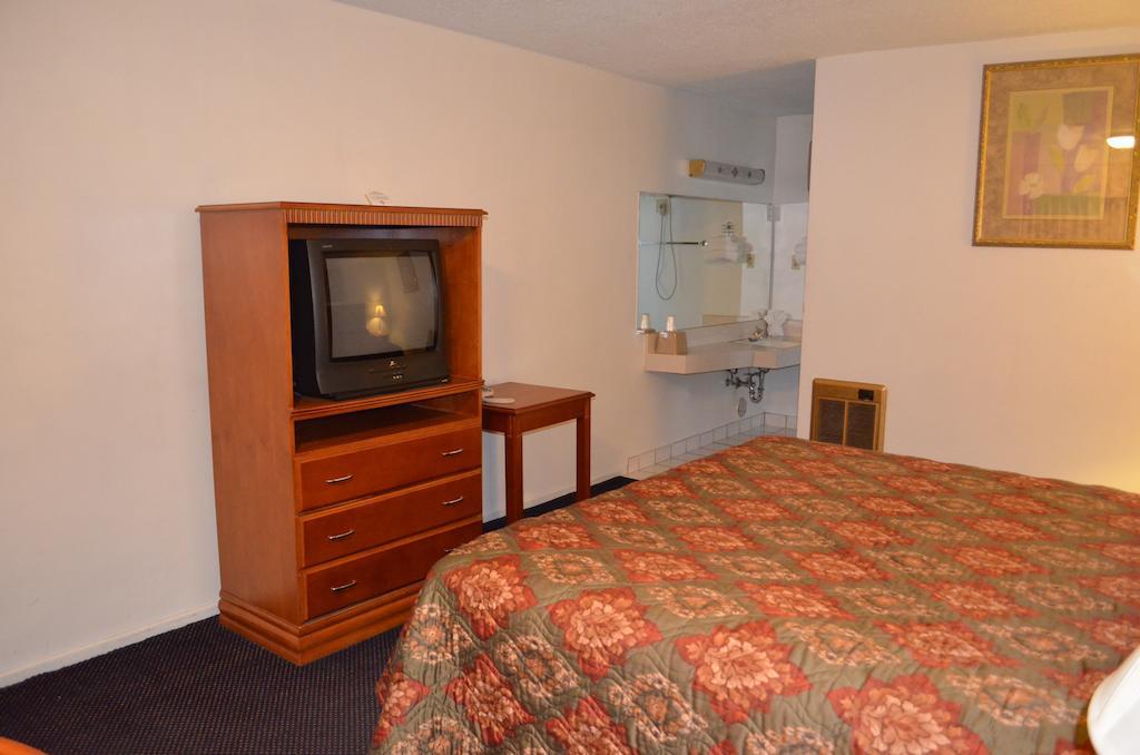 אינדיאו Tropics Motor Hotel חדר תמונה